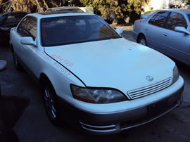 1995 LEXUS ES300 MODEL 4 DOOR SEDAN 3.0L V6 AT 2WD COLOR WHITE Z14597