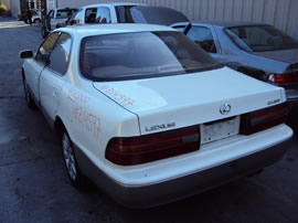 1995 LEXUS ES300 MODEL 4 DOOR SEDAN 3.0L V6 AT 2WD COLOR WHITE Z14597