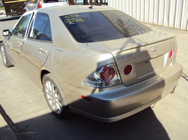 2004 LEXUS IS 300 4 DOOR SEDAN 3.0L IN LINE 6 AT/MT RWD COLOR GOLD Z13425