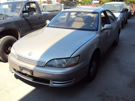 1996 LEXUS ES300 MODEL 4 DOOR SEDAN 3.0L V6 AT 2WD COLOR GOLD Z13485