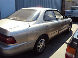 1996 LEXUS ES300 MODEL 4 DOOR SEDAN 3.0L V6 AT 2WD COLOR GOLD Z13485