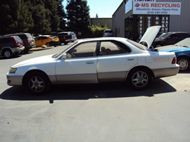 1993 LEXUS ES300 MODEL 4 DOOR SEDAN 3.0L V6 AT 2WD COLOR WHITE Z13517