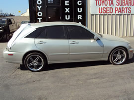 2002 LEXUS IS300 4 DOOR STATION WAGON 3.0L IN LINE AT RWD COLOR SILVER Z14758