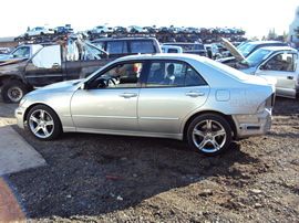 2002 LEXUS IS 300 4 DOOR SEDAN 3.0L MT  RWD COLOR SILVER STK Z12332