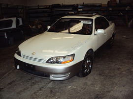 1996 LEXUS ES 300 4 DOOR SEDAN 3.0L V6 AT FWD COLOR WHITE STK Z13366